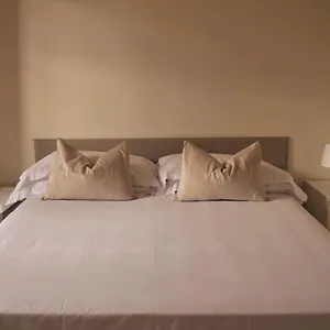 Apartment Dalla Mirella, Florence